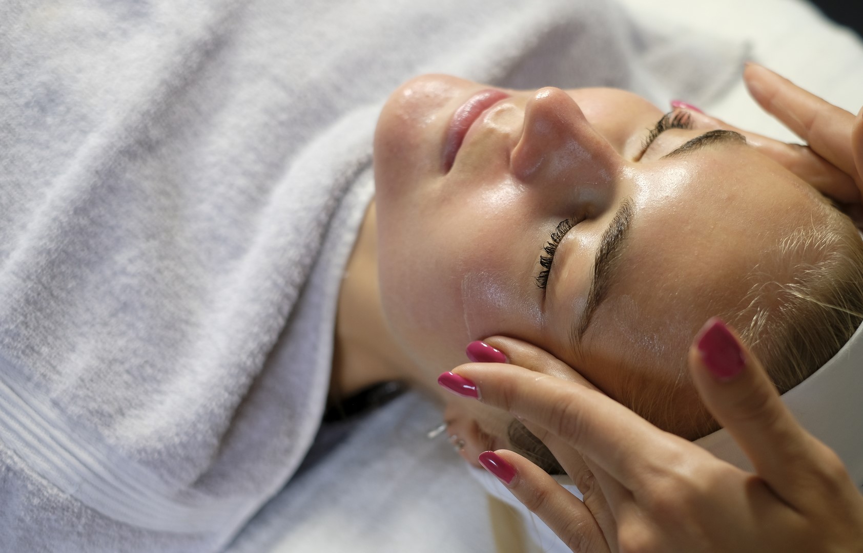 MELA PEEL ЗА УПОРИТИ ПИГМЕНТАЦИИ